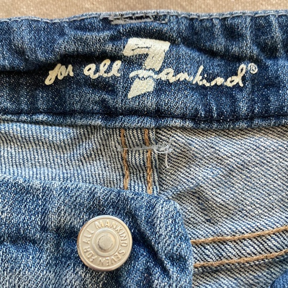 7FAM crop flare raw hem light wash jeans, low rise, size 27 - Picture 8 of 11